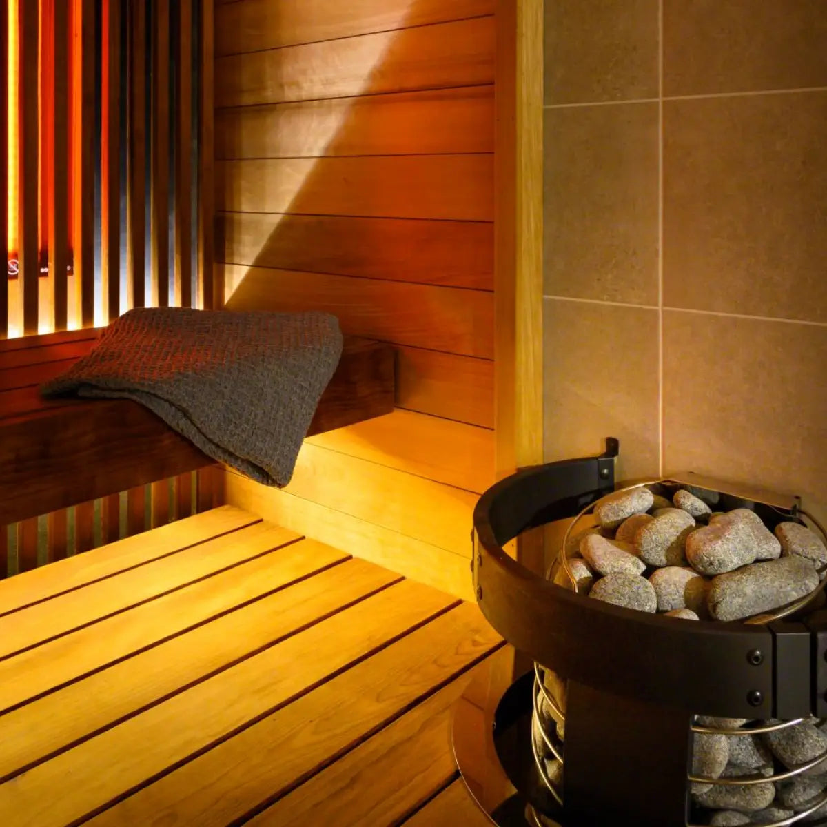 Harvia Spirit Safety Railing - Finnish Sauna Builders Harvia Harvia_Spirit_Safety_Railing_-_Finnish_Sauna_Builders_004.webp